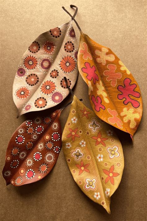 300 Painted Leaves ideas .
